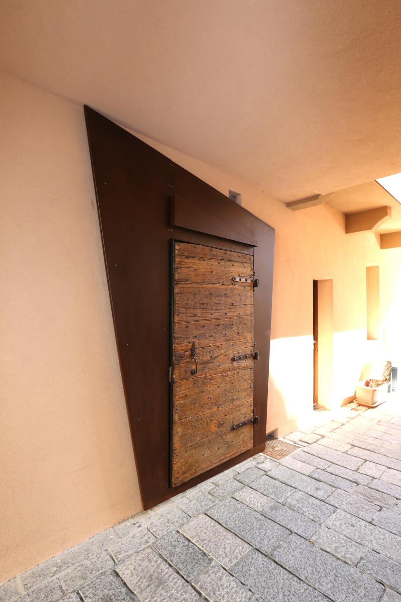 L'Abri En Ville - Parcheggio Privato A 100 Mt Ed Accesso Con Auto Nell'Area Pedonale Aosta Luaran gambar